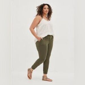 TORRID Comfort Flex Waistband Classic Fit Jogger Stretch Twill High-Rise Pant